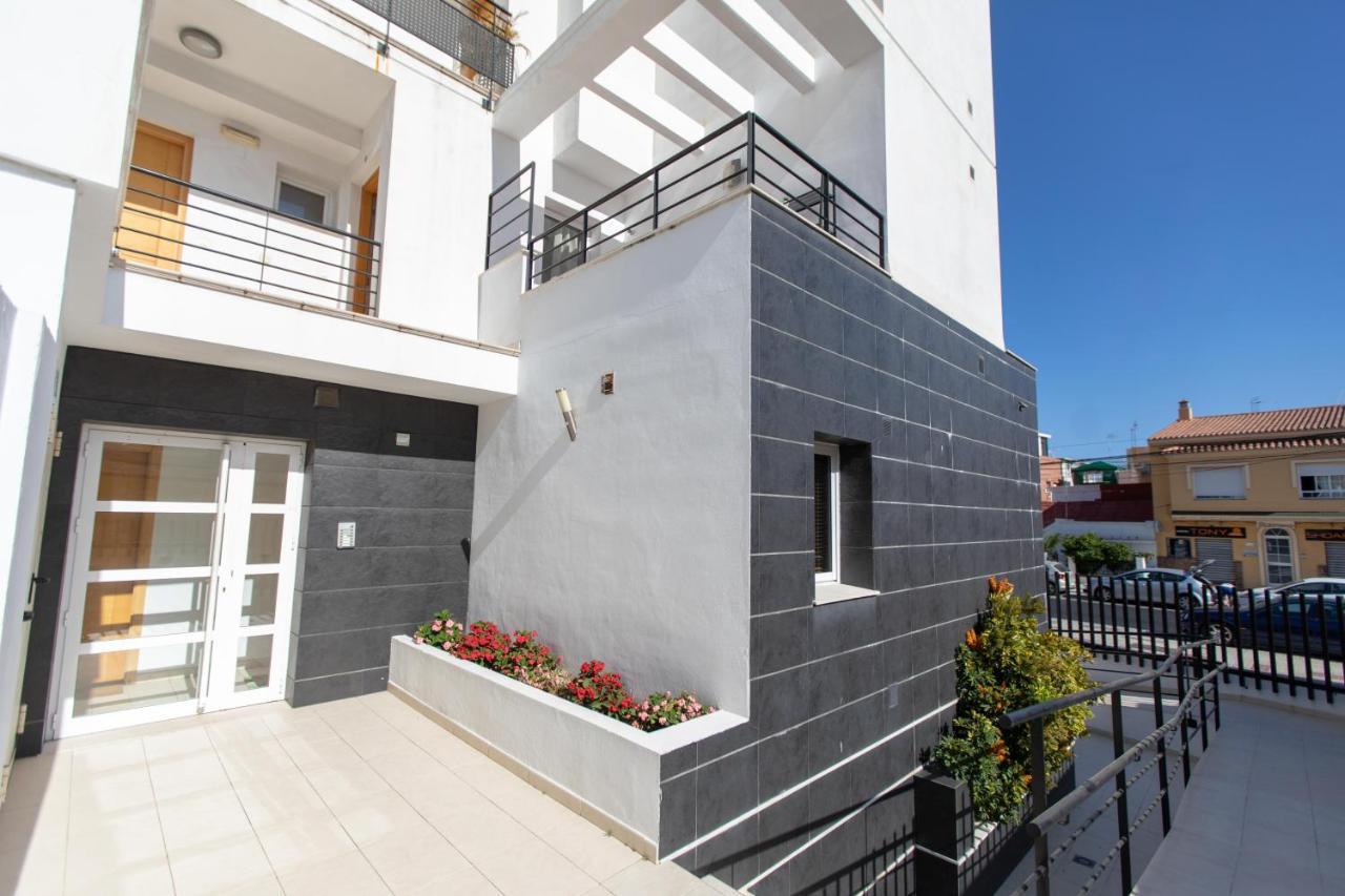 Holidays By The Sea Apartments Málaga Esterno foto